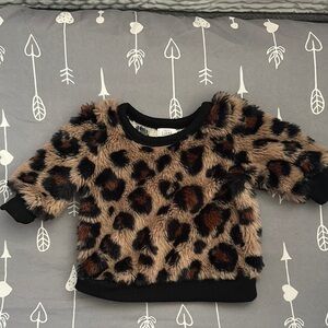Cozy Leopard Faux-Fur Pullover Top - Brown